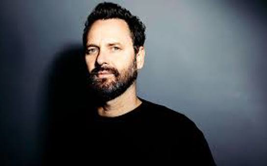 Dustin O'Halloran Signs To Deutsche Grammophon