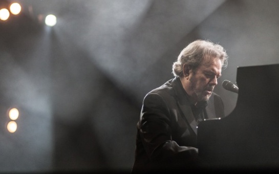 Jimmy Webb Premieres Piano & Orchestra Works