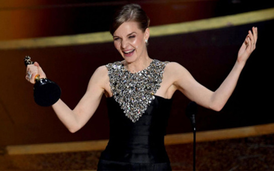Hildur Guðnadóttir Wins Best Original Score at The Oscars