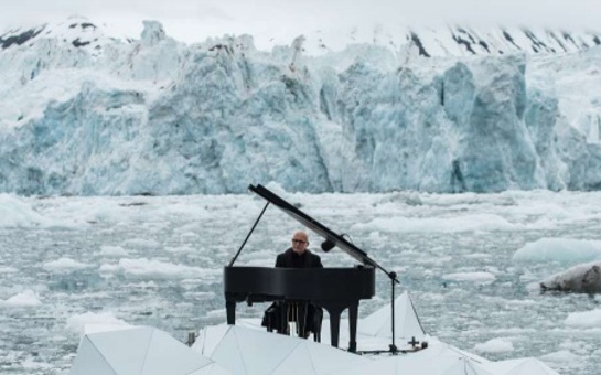 Ludovico Einaudi and Greenpeace in campaign to save the Arctic