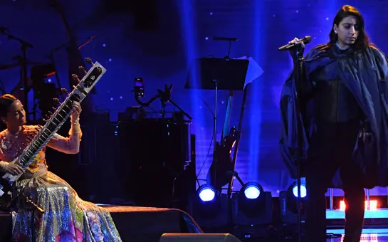  Anoushka Shankar and Arooj Aftab Perform “Udhero Na” at the 2023 Grammys