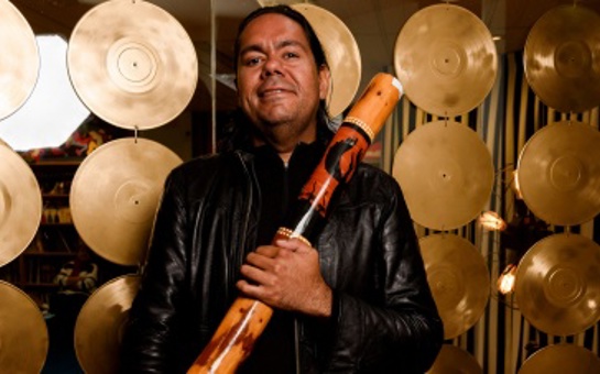 G. Schirmer Australia Signs Management & Music Publishing With William Barton
