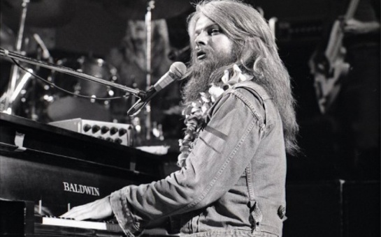 Leon Russell dies aged 74