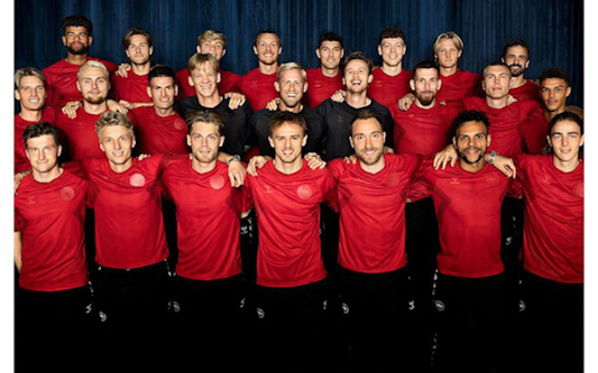 SKULDER VED SKULDER – WORLD CUP 2022