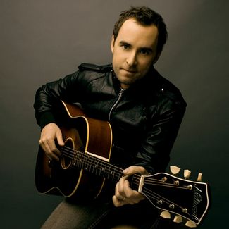 Damien Leith Signs To Music Sales