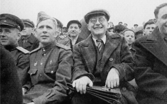 Chostakovitch et le foot ou le "ballet des masses"