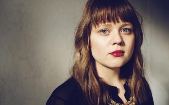 Lina Malys Debütalbum in Top 40 eingestiegen