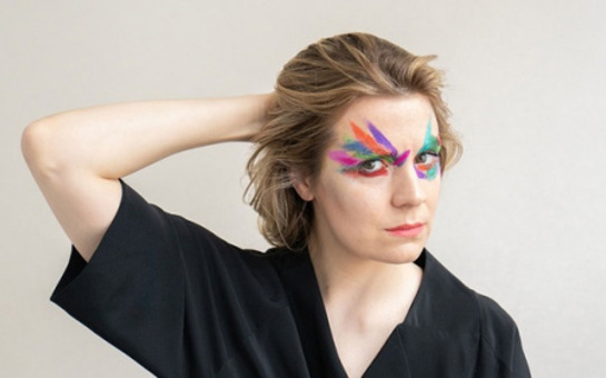 Alev Lenz unterzeichnet Verlagsvertrag mit Bosworth Music GmbH / Wise Music Group