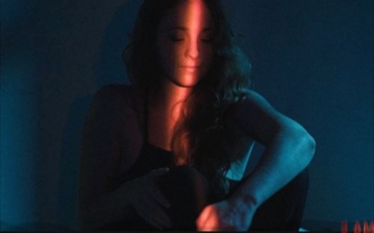 Adam Berg Produces Emma Sameth’s “2am”