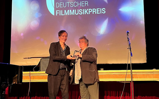 Volker Bertelmann - Auszeichnung bei Deutschem Filmmusikpreis