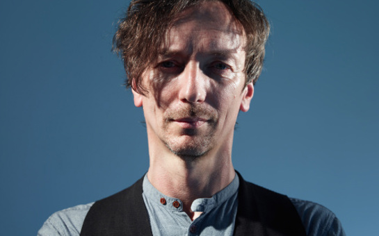 Volker Bertelmann Re-Signs To Music Sales