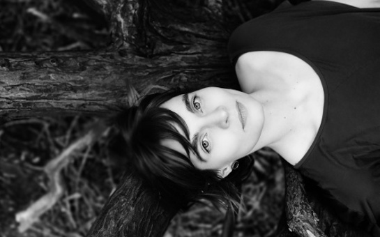 Music Sales Signs Hildur Guðnadóttir